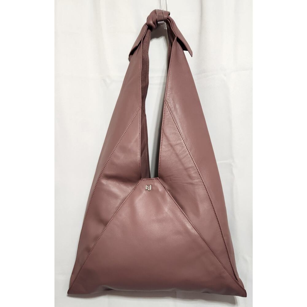 Eric‎ Javits Farah Shoulder Bag Fucsia Leather Strap